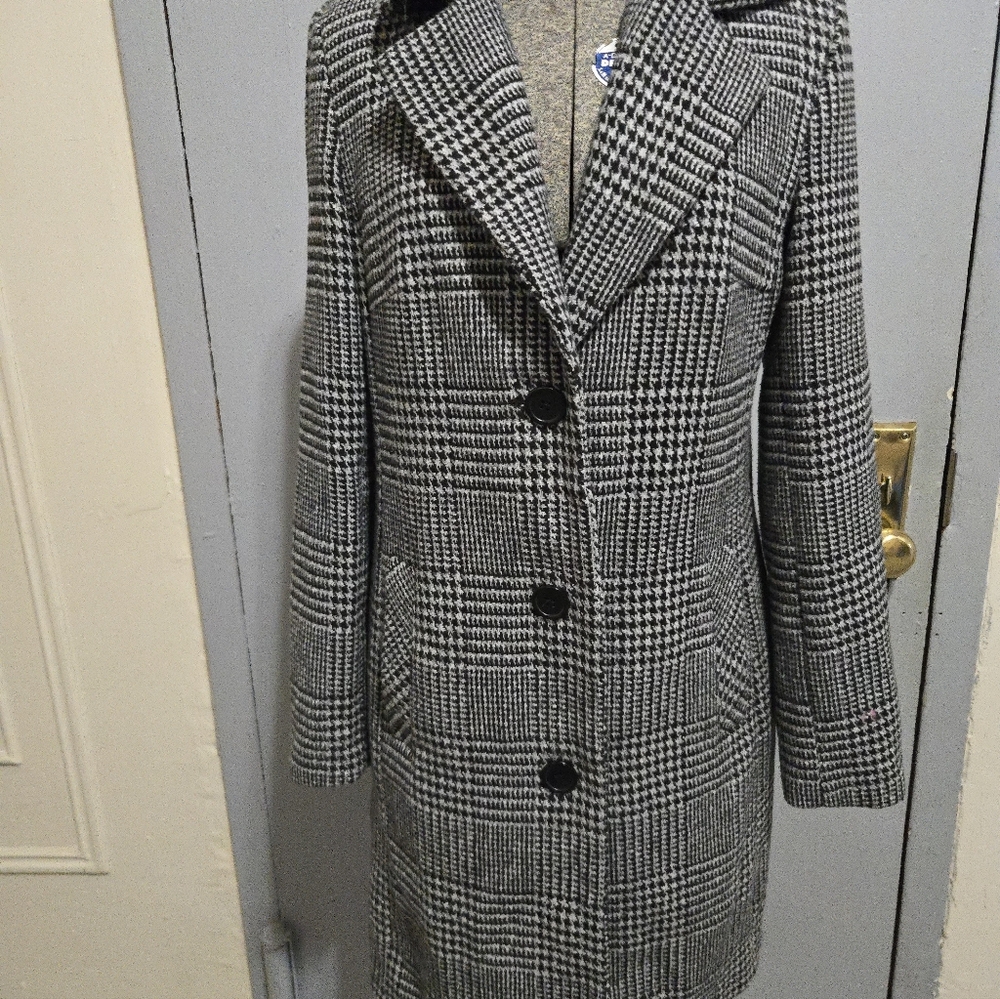 Kendall & Kylie Women's Black & White Plaid Single-Breasted Coat